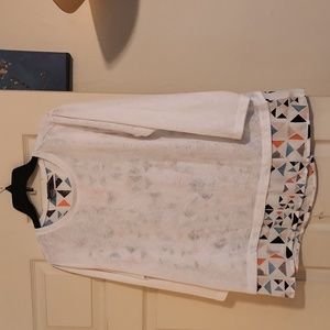 Van Heusen size Large 3/4 length sleeve blouse